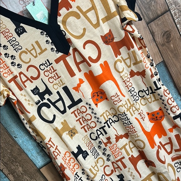 Graphic Print Short Sleeve cat nightgown small - Picture 9 of 16
